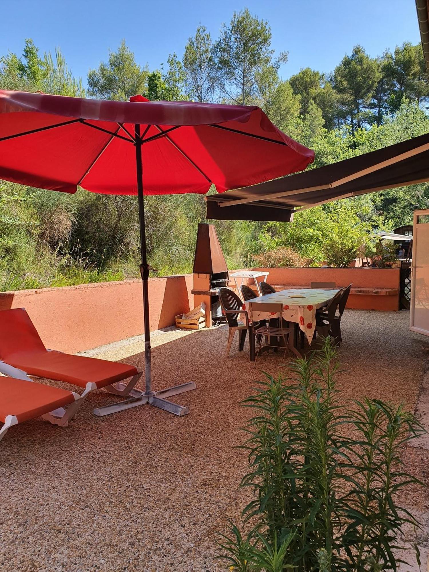 L'Oustaou Du Luberon Et Spa Villelaure Exterior photo