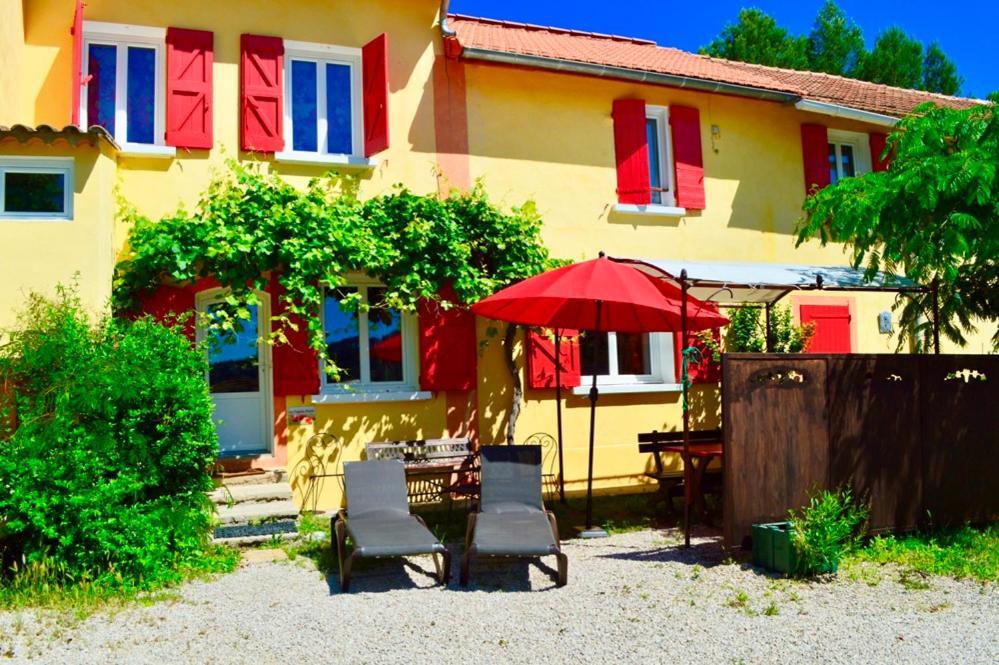 L'Oustaou Du Luberon Et Spa Villelaure Exterior photo